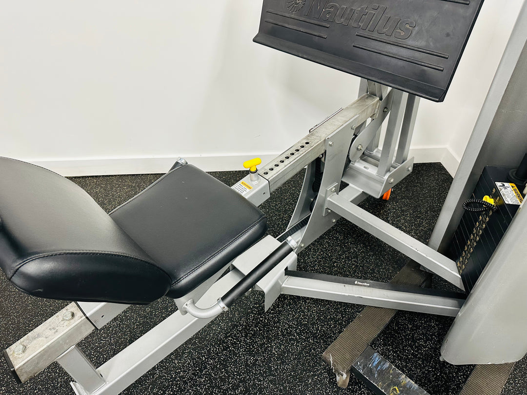 Nautilus Steel Leg Press